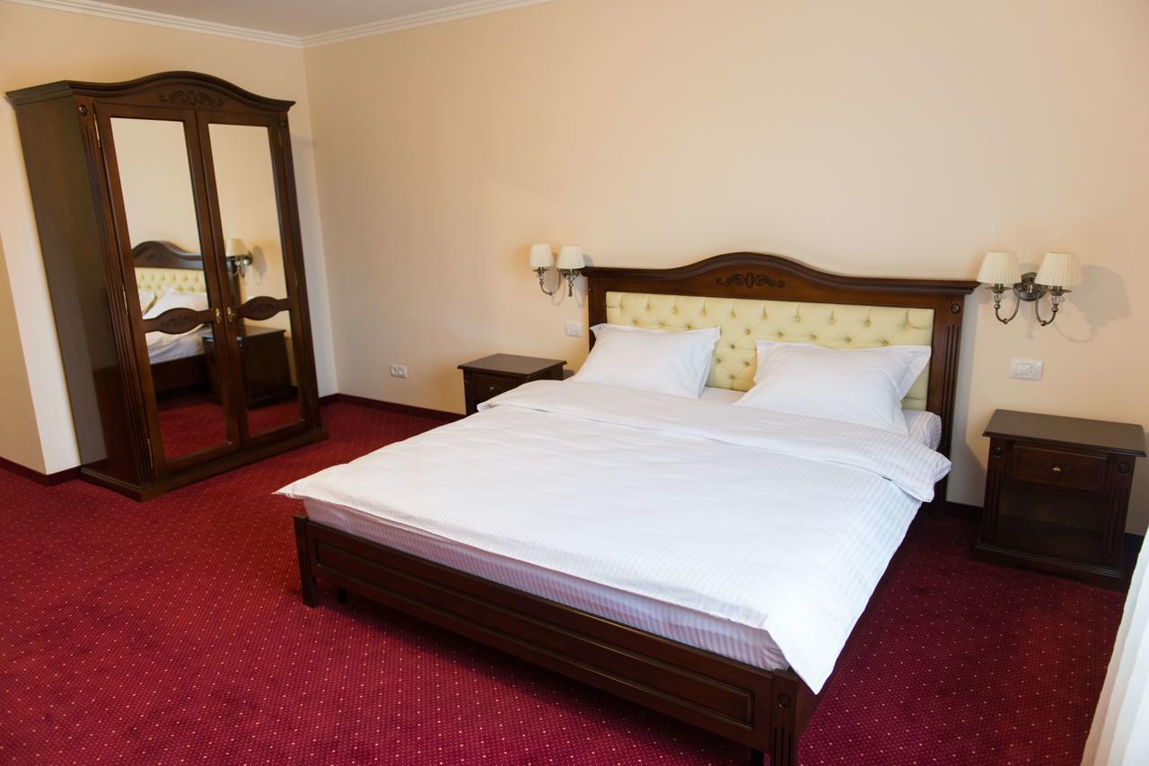 Hotel Dallas نيغريشتي-أواش الغرفة الصورة