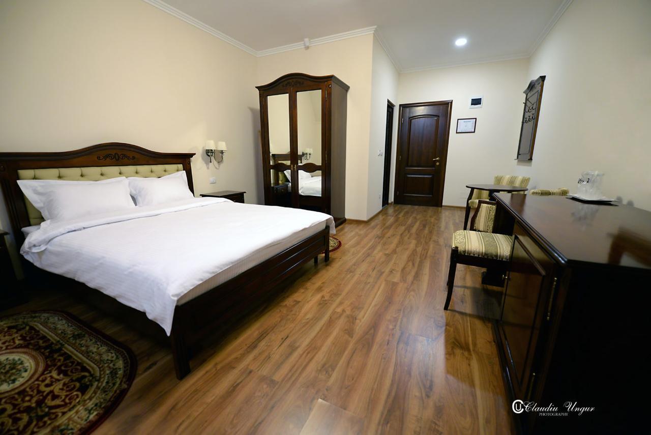 Hotel Dallas نيغريشتي-أواش المظهر الخارجي الصورة