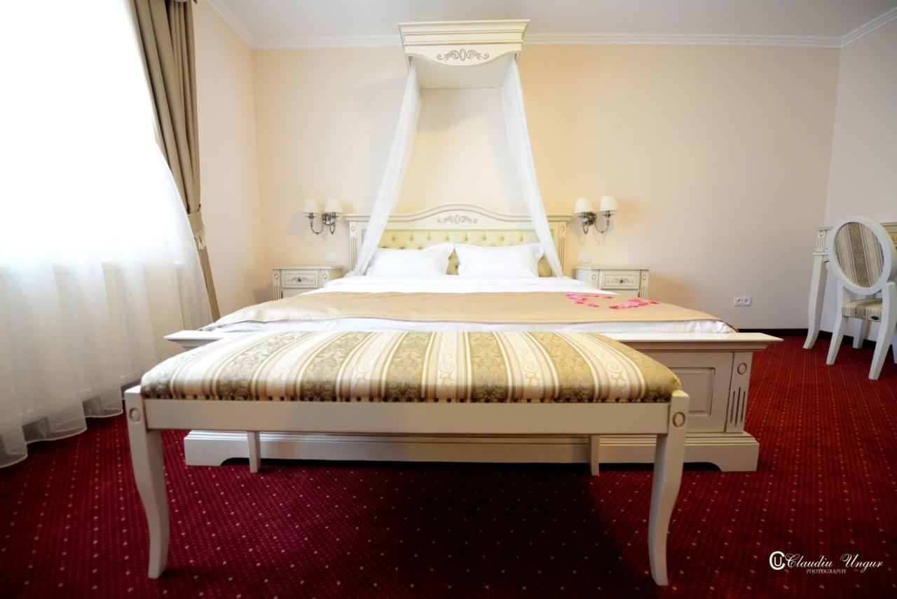 Hotel Dallas نيغريشتي-أواش المظهر الخارجي الصورة